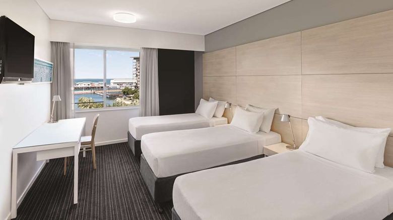 <b>Vibe Hotel Darwin Waterfront Room</b>. Images powered by <a href="https://iceportal.shijigroup.com/" title="IcePortal" target="_blank">IcePortal</a>.