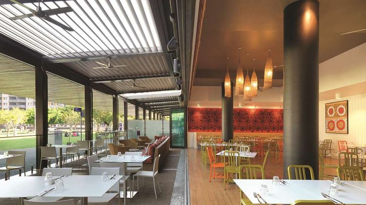 Vibe Hotel Darwin Waterfront Restaurant