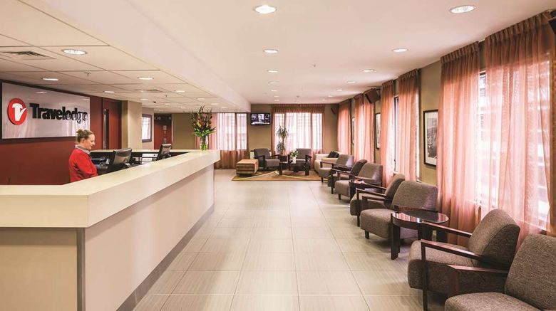 <b>Travelodge Wellington Lobby</b>. Images powered by <a href="https://iceportal.shijigroup.com/" title="IcePortal" target="_blank">IcePortal</a>.