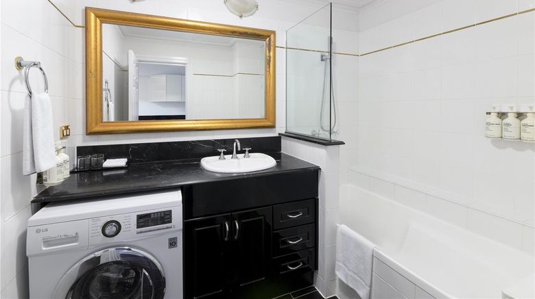 <b>Adina Apartment Hotel Anzac Square Room</b>. Images powered by <a href="https://iceportal.shijigroup.com/" title="IcePortal" target="_blank">IcePortal</a>.