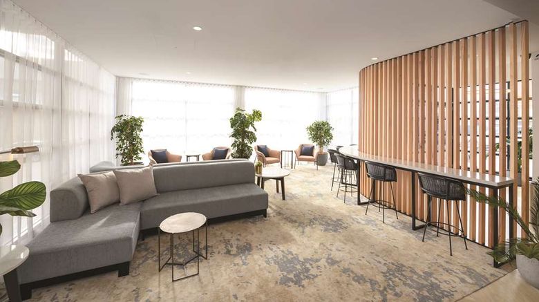 <b>Travelodge Hotel Hobart Lobby</b>. Images powered by <a href="https://iceportal.shijigroup.com/" title="IcePortal" target="_blank">IcePortal</a>.