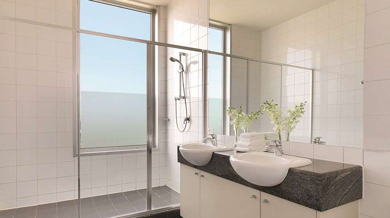 <b>Adina Apartment Hotel on Flinders Street Room</b>. Images powered by <a href="https://iceportal.shijigroup.com/" title="IcePortal" target="_blank">IcePortal</a>.