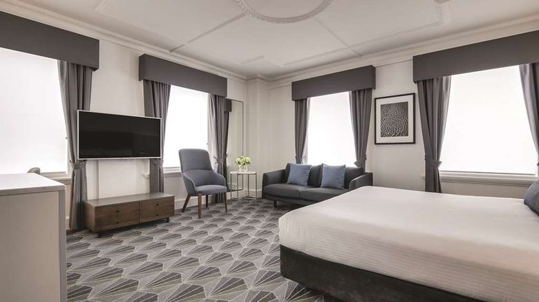 <b>The Savoy Hotel on Little Collins Room</b>. Images powered by <a href="https://iceportal.shijigroup.com/" title="IcePortal" target="_blank">IcePortal</a>.
