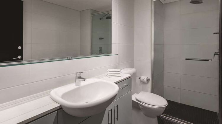 Adina Apartment Hotel Perth Room