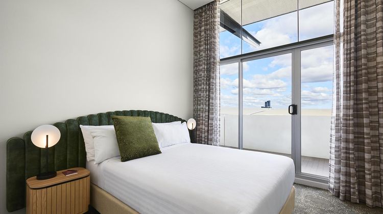 Adina Apartment Hotel Perth Room