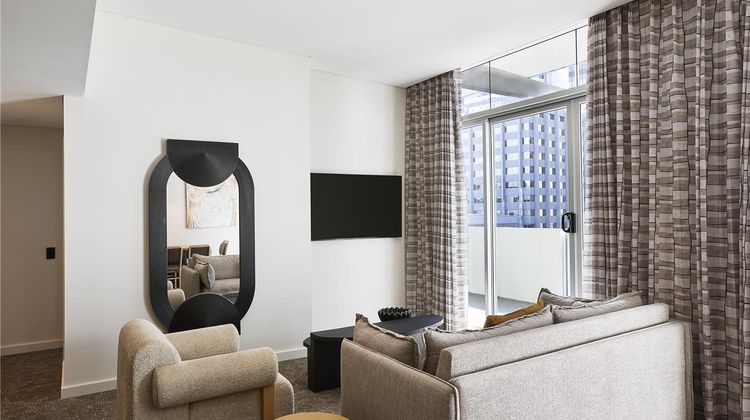 Adina Apartment Hotel Perth Suite