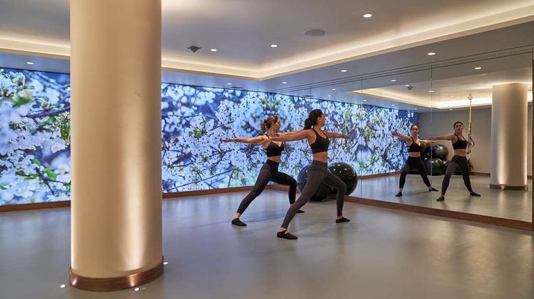 <b>Les Suites at the Cliff Bay Health</b>. Images powered by <a href="https://iceportal.shijigroup.com/" title="IcePortal" target="_blank">IcePortal</a>.