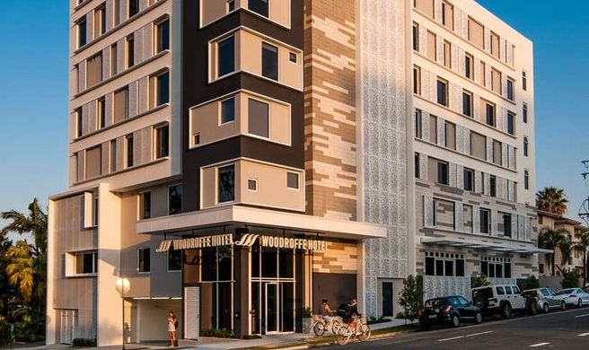 Woodroffe Hotel, Gold Coast Exterior