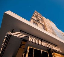 Woodroffe Hotel, Gold Coast Exterior