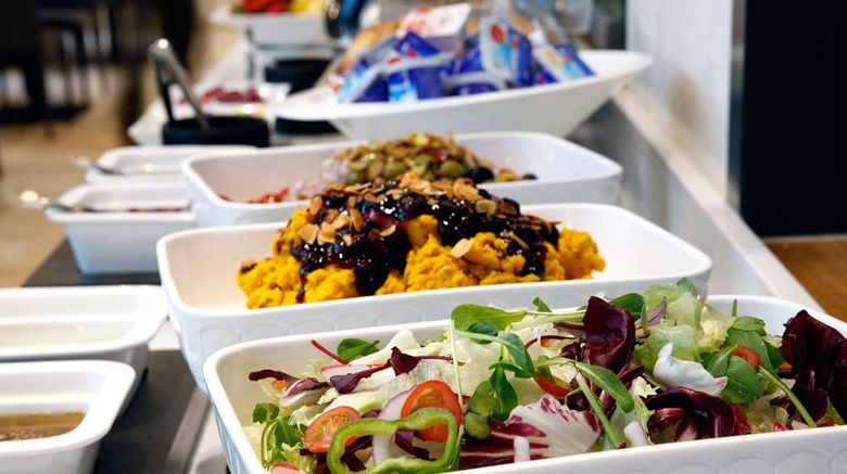<b>ON City Hotel Restaurant</b>. Images powered by <a href="https://iceportal.shijigroup.com/" title="IcePortal" target="_blank">IcePortal</a>.