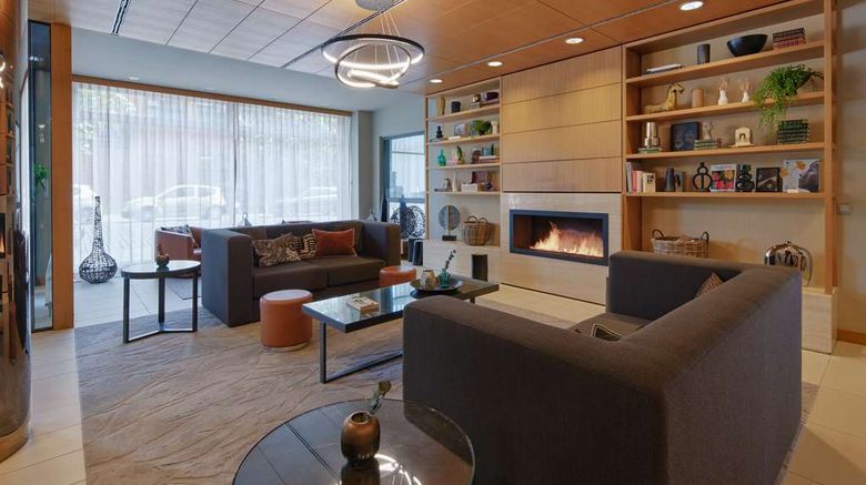 <b>Adina Apartment Hotel Berlin Mitte Lobby</b>. Images powered by <a href="https://iceportal.shijigroup.com/" title="IcePortal" target="_blank">IcePortal</a>.
