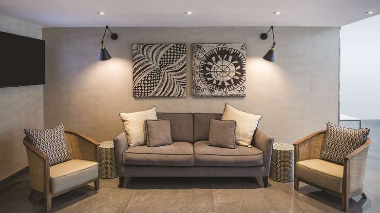 <b>Adina Apartment Hotel Auckland Britomart Lobby</b>. Images powered by <a href="https://iceportal.shijigroup.com/" title="IcePortal" target="_blank">IcePortal</a>.
