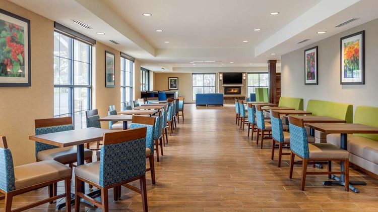 Comfort Inn & Suites Schenectady Restaurant