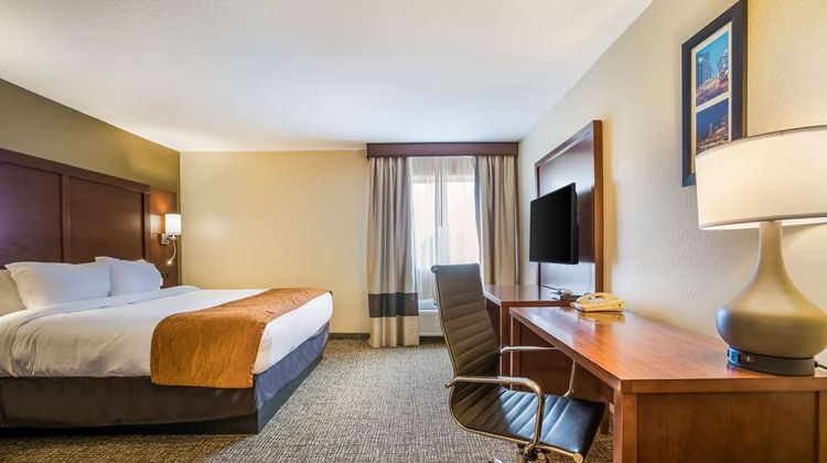 Comfort Inn & Suites of Fairborn Suite
