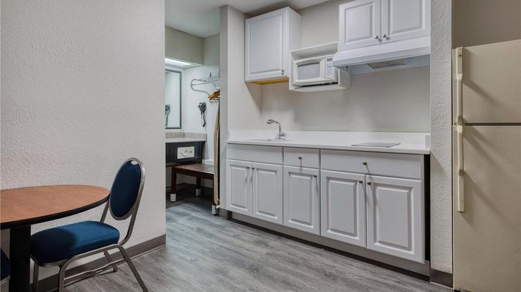 SureStay By Best Western Terrell Room