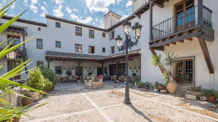 Hotel Condesa de Chinchon Exterior