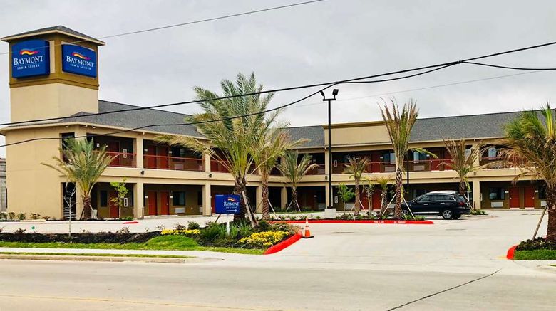 Baymont by Wyndham Houston Hobby Airport Exterior. Images powered by <a href="https://iceportal.shijigroup.com" target="_blank" rel="noopener">Ice Portal</a>.