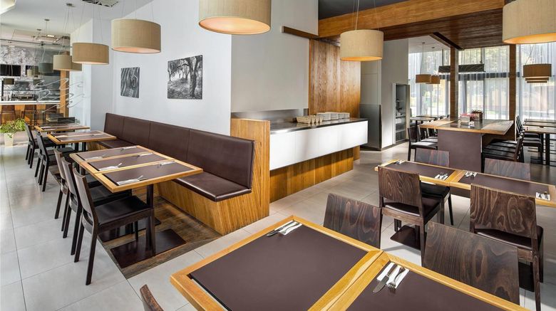 <b>Comfort Hotel Olomouc Center Restaurant</b>. Images powered by <a href="https://iceportal.shijigroup.com/" title="IcePortal" target="_blank">IcePortal</a>.