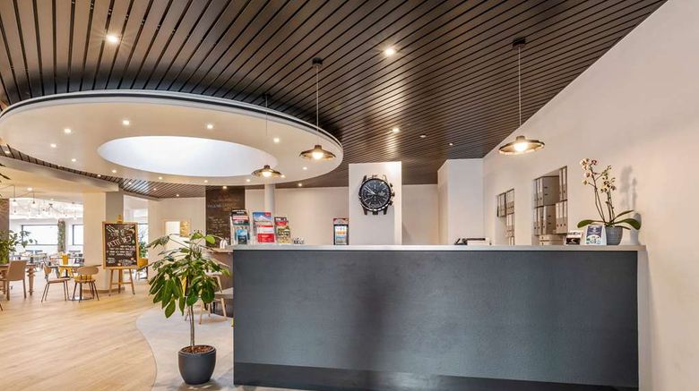 <b>Campanile Martigny Lobby</b>. Images powered by <a href="https://iceportal.shijigroup.com/" title="IcePortal" target="_blank">IcePortal</a>.
