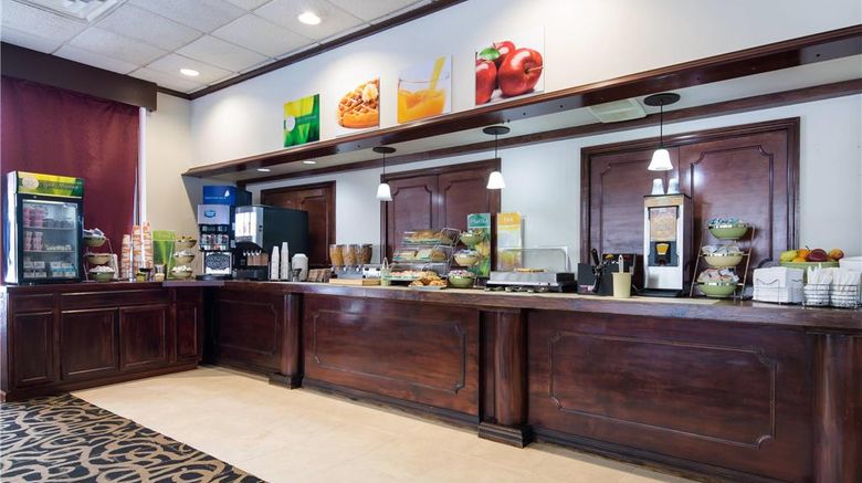 <b>Quality Inn Oneonta-Cooperstown Area Restaurant</b>. Images powered by <a href="https://iceportal.shijigroup.com/" title="IcePortal" target="_blank">IcePortal</a>.