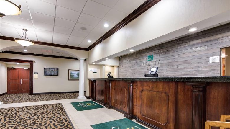 <b>Quality Inn Oneonta-Cooperstown Area Lobby</b>. Images powered by <a href="https://iceportal.shijigroup.com/" title="IcePortal" target="_blank">IcePortal</a>.