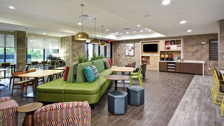 <b>Home2 Suites by Hilton Frankfort Lobby</b>. Images powered by <a href="https://iceportal.shijigroup.com/" title="IcePortal" target="_blank">IcePortal</a>.