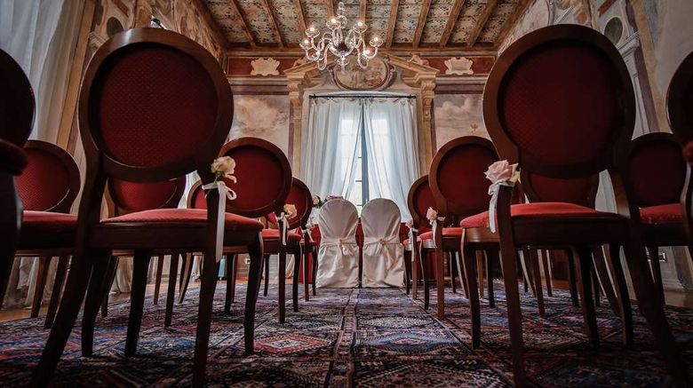 <b>Grand Hotel Villa Torretta Milan Sesto Meeting</b>. Images powered by <a href="https://iceportal.shijigroup.com/" title="IcePortal" target="_blank">IcePortal</a>.
