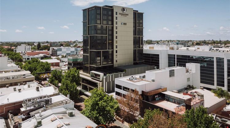 DoubleTree by Hilton Perth Northbridge Exterior