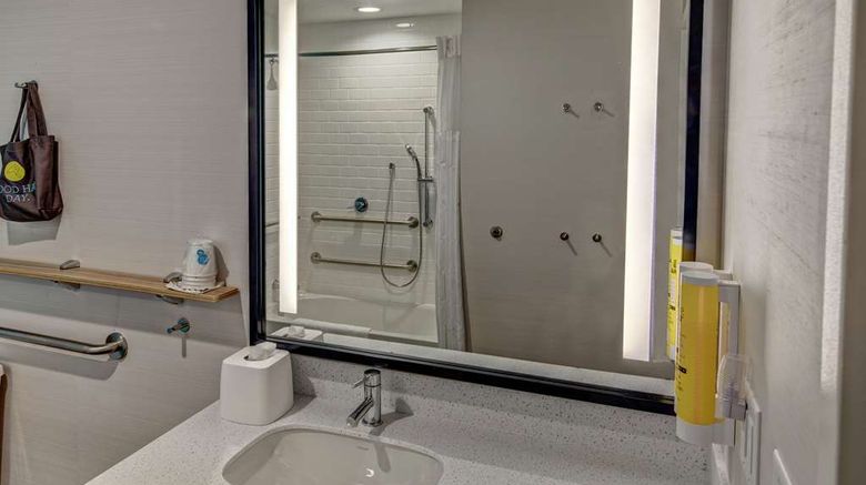 <b>Tru by Hilton Roanoke Hollins Room</b>. Images powered by <a href="https://iceportal.shijigroup.com/" title="IcePortal" target="_blank">IcePortal</a>.