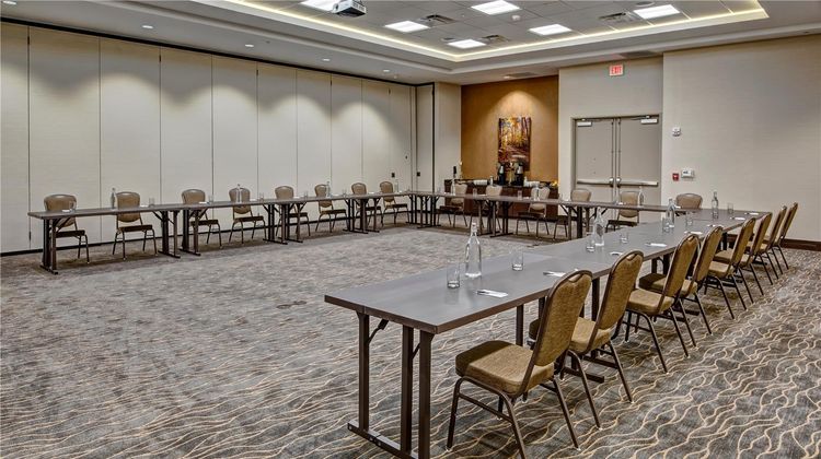 Black Fox Lodge Pigeon Forge, Tapestry Meeting