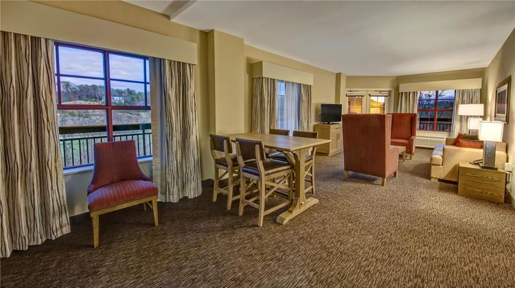 Black Fox Lodge Pigeon Forge, Tapestry Other