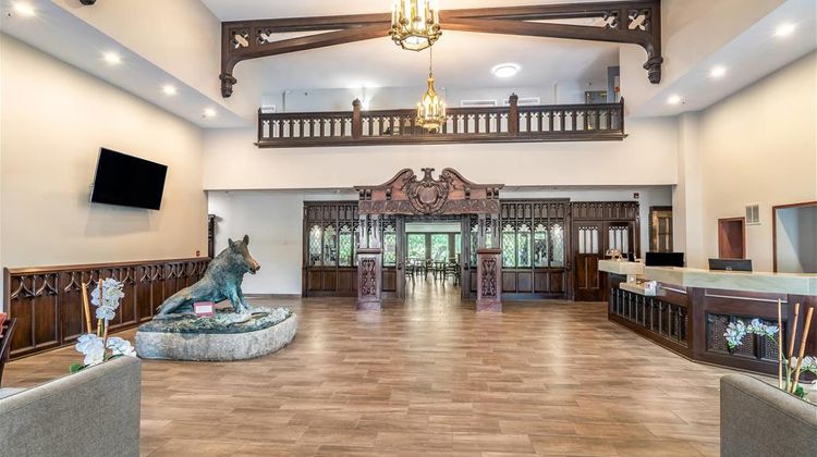 Riverview Inn & Suites, an Ascend Hotel Lobby
