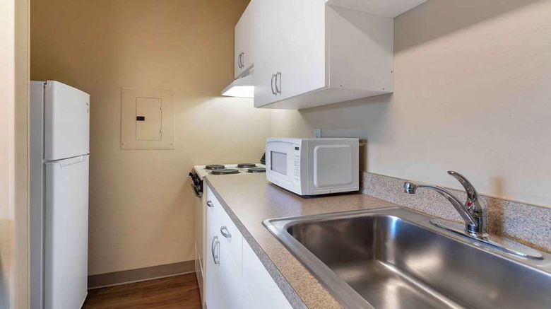 <b>Extended Stay America Stes Knoxville Wes Room</b>. Images powered by <a href="https://iceportal.shijigroup.com/" title="IcePortal" target="_blank">IcePortal</a>.