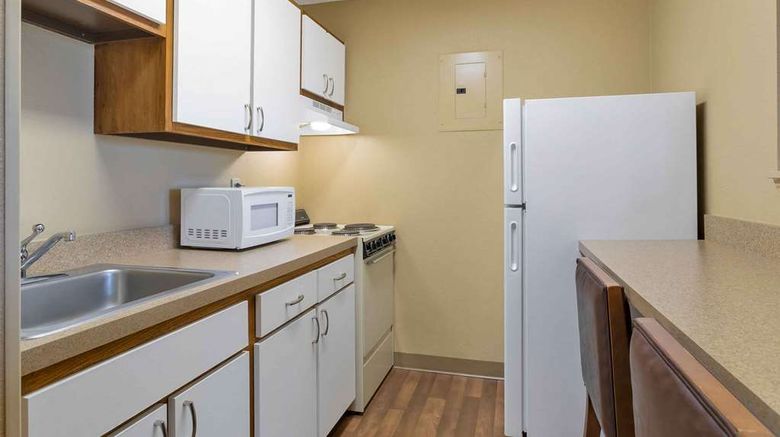 <b>Extended Stay America Stes Knoxville Wes Room</b>. Images powered by <a href="https://iceportal.shijigroup.com/" title="IcePortal" target="_blank">IcePortal</a>.