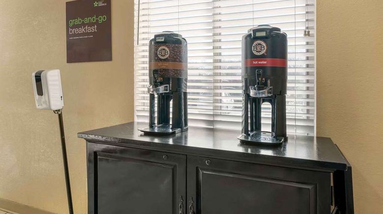<b>Extended Stay America Stes Blue Ash Reag Restaurant</b>. Images powered by <a href="https://iceportal.shijigroup.com/" title="IcePortal" target="_blank">IcePortal</a>.