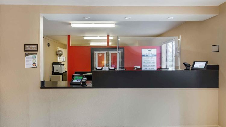 Extended Stay America Stes Cleveland Gre Lobby