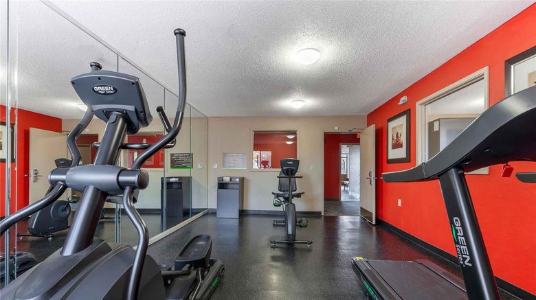 <b>Extended Stay America Suites Rockford Health</b>. Images powered by <a href="https://iceportal.shijigroup.com/" title="IcePortal" target="_blank">IcePortal</a>.