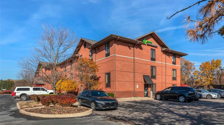 <b>Extended Stay America Suites Rockford Exterior</b>. Images powered by <a href="https://iceportal.shijigroup.com/" title="IcePortal" target="_blank">IcePortal</a>.