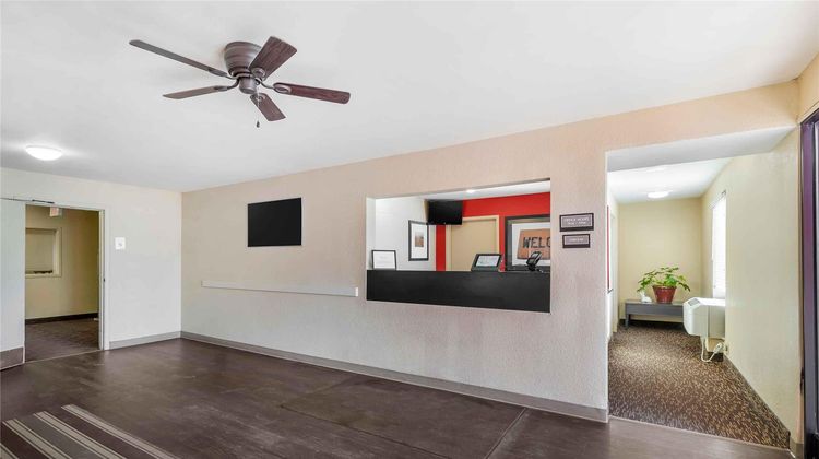Extended Stay America Stes W Des Moines Lobby