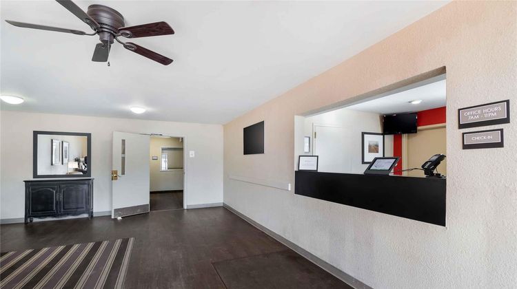 Extended Stay America Stes W Des Moines Lobby