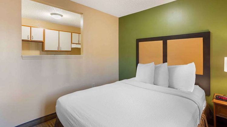 Extended Stay America Stes  Detroit Warr Room