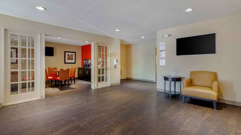 <b>Extended Stay America Stes Atlanta Vinin Lobby</b>. Images powered by <a href="https://iceportal.shijigroup.com/" title="IcePortal" target="_blank">IcePortal</a>.