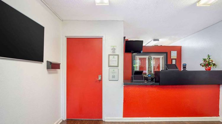 Extended Stay America Stes N Charleston Lobby
