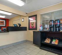 Extended Stay America Suites Mobile Lobby