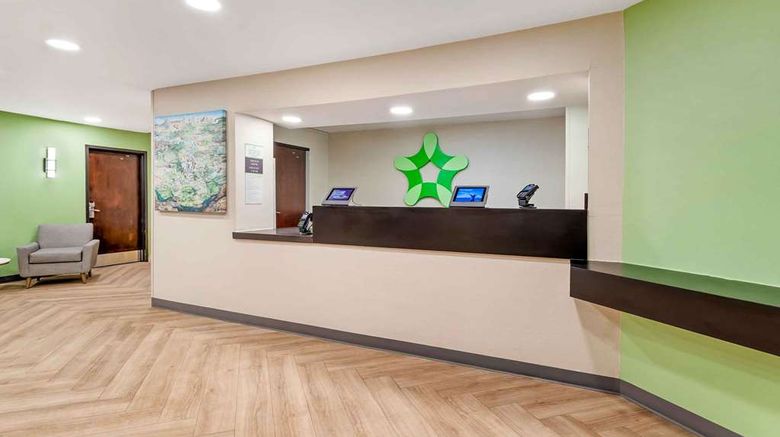 <b>Extended Stay America Stes Asheville Lobby</b>. Images powered by <a href="https://iceportal.shijigroup.com/" title="IcePortal" target="_blank">IcePortal</a>.