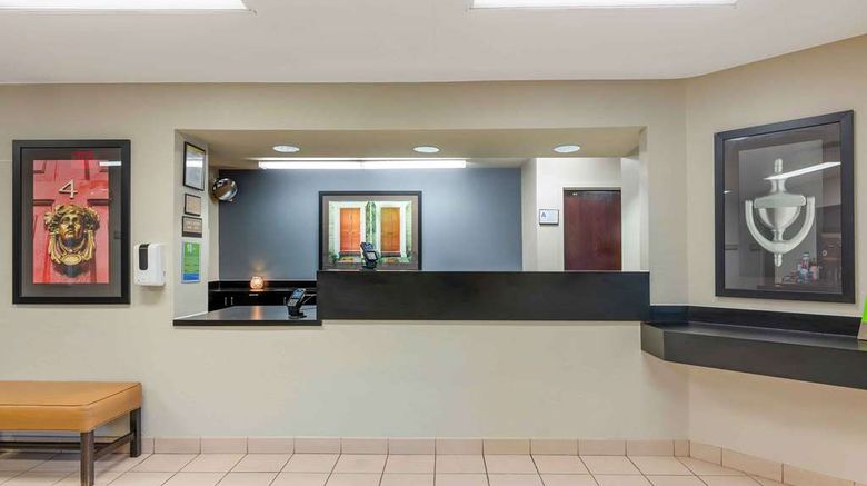 <b>Extended Stay America Stes Fort Wayne S Lobby</b>. Images powered by <a href="https://iceportal.shijigroup.com/" title="IcePortal" target="_blank">IcePortal</a>.