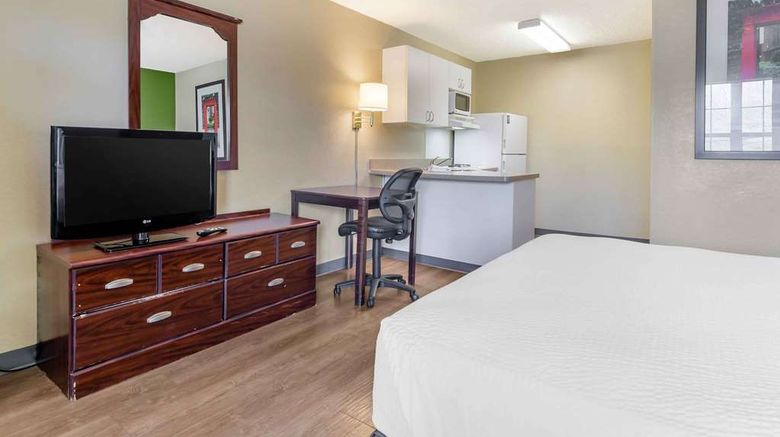 <b>Extended Stay America Stes Roanoke Airpo Room</b>. Images powered by <a href="https://iceportal.shijigroup.com/" title="IcePortal" target="_blank">IcePortal</a>.