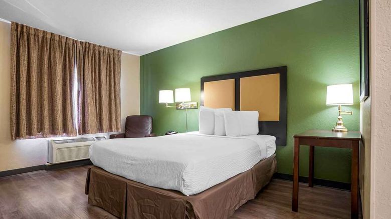 <b>Extended Stay America Suites Pensacola Room</b>. Images powered by <a href="https://iceportal.shijigroup.com/" title="IcePortal" target="_blank">IcePortal</a>.