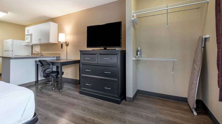 <b>Extended Stay America Stes Roseville Room</b>. Images powered by <a href="https://iceportal.shijigroup.com/" title="IcePortal" target="_blank">IcePortal</a>.