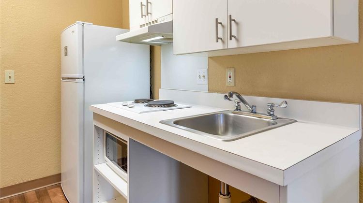 Extended Stay America Stes Colorado Spri Room